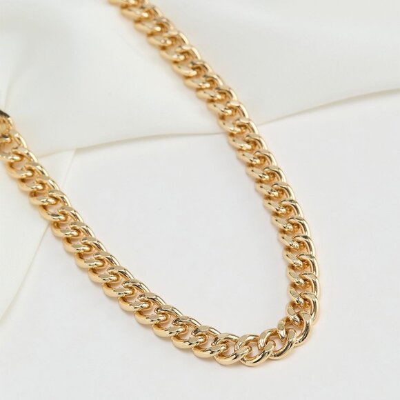 Evil Eye Heart Pendant Necklace Gold Tone Toggle Clasp 15 Inch Chain New - Picture 9 of 10